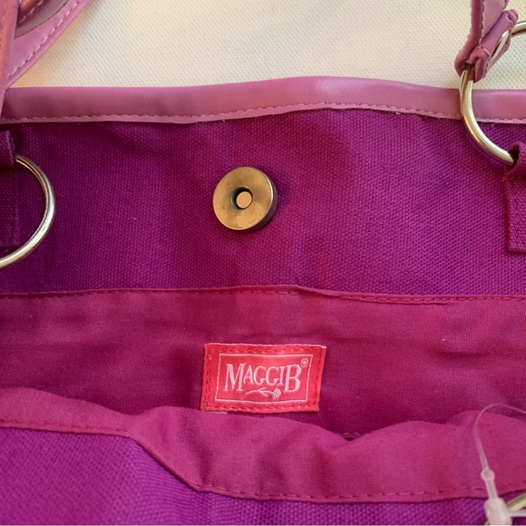 MaggiB Tote Bag Flower Appliqué NWT - Picture 6 of 8